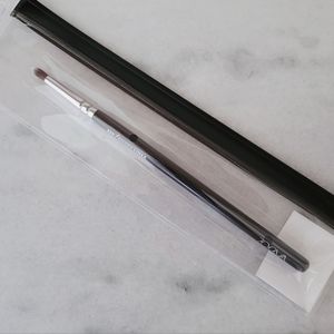 ZOEVA 320 Smoky Liner Brush ✨️ BNIB NEW